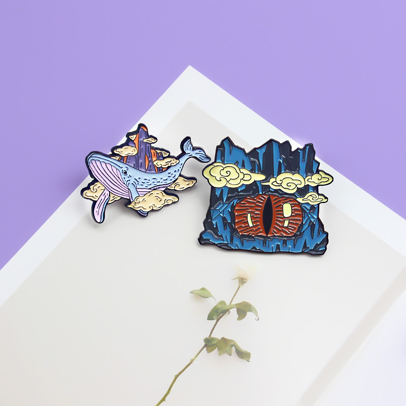 만화 피크 악마의 눈과 고래 에나멜 핀 돌고래 상어 고 - Embroidery Fish 리뷰 및 가격