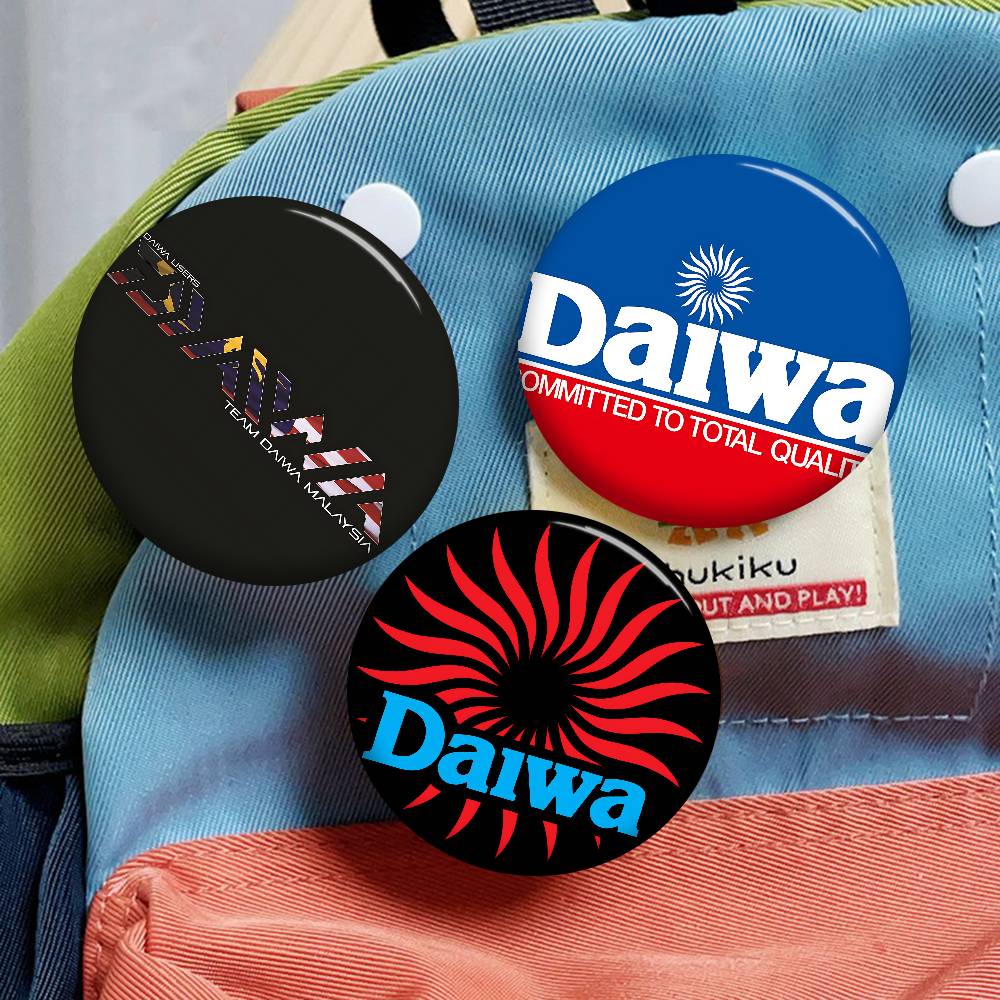 클래식 낚시 도구 로고 D-Daiwa 58mm 피규어  - Embroidery Fish 리뷰 및 가격