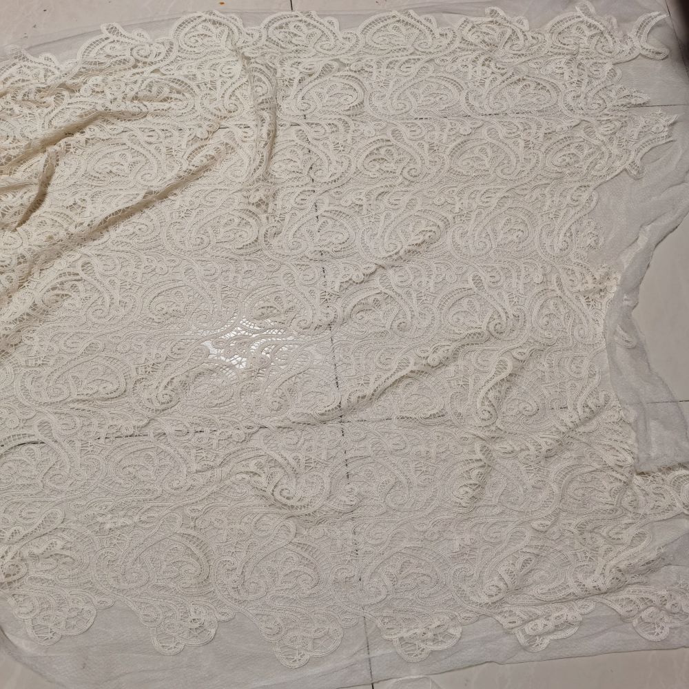 기하학적 모양을 가진 여자 복장 의류를 위한 면사 다이 - Embroidery Thread Yarn 리뷰 및 가격